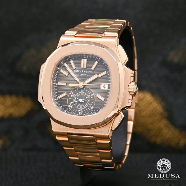 Patek Philippe Nautilus nouveau

Boîtier en or blanc 18 kt poli et satiné, diamètre du boîtier 40 mm, lunette en or blanc 18 kt polie avec échelle tachymétrique, bracelet Oyster en or blanc 18 kt poli et satiné avec b